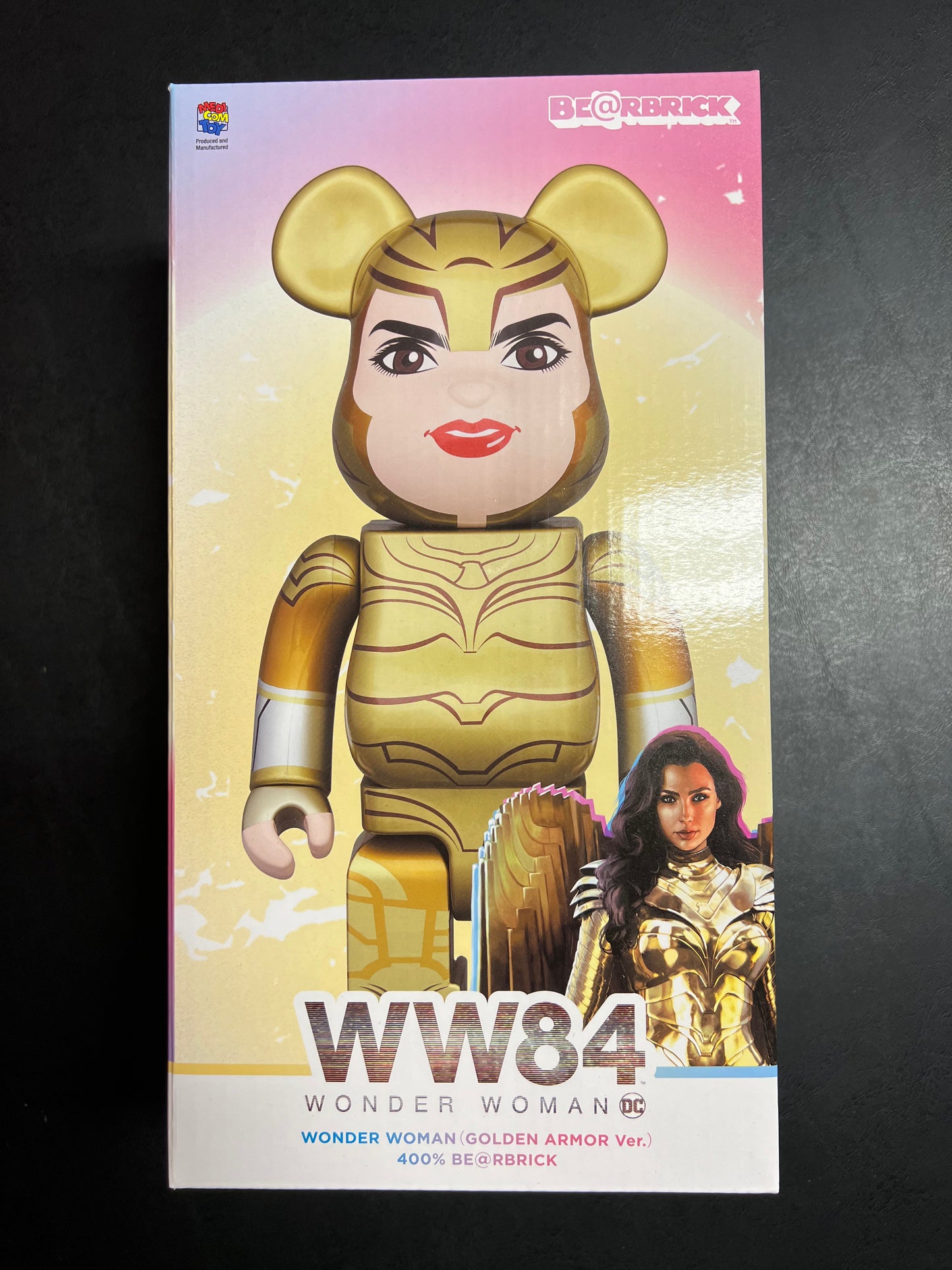 Bearbrick Wonder Woman Golden Armor 400% BE@RBRICK