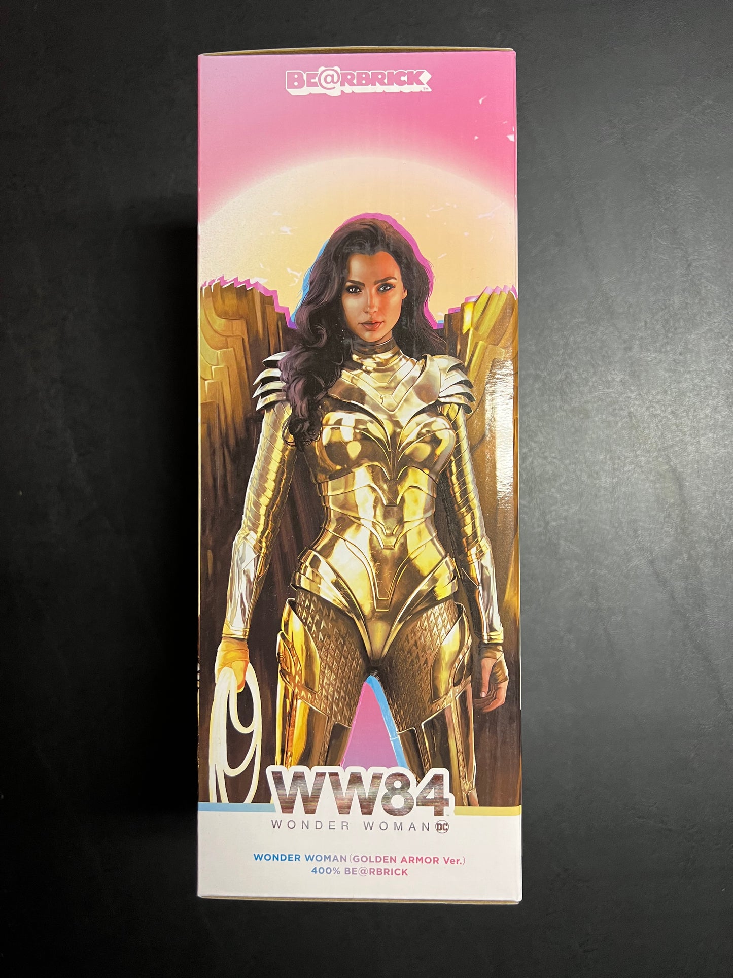 Bearbrick Wonder Woman Golden Armor 400% BE@RBRICK